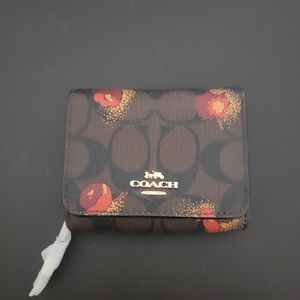 COACH TRIFOLD COLOR WALLET
